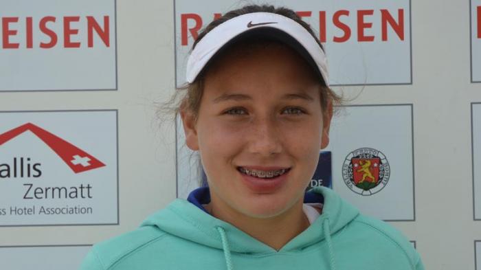 Beim Bodensee Junior Open zeigen Michelle Fux und Ylena In-Albon sehr gute Leistungen. - tennis-erfolgreiche-oberwalliser-youngsters-49709